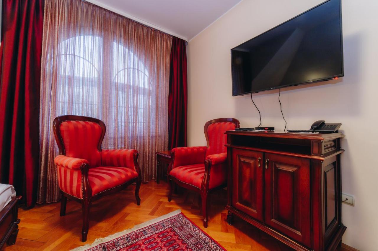 Hotel Madison Kragujevac Ngoại thất bức ảnh